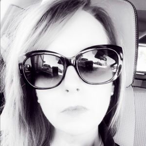 Meet your Posher, Allyson